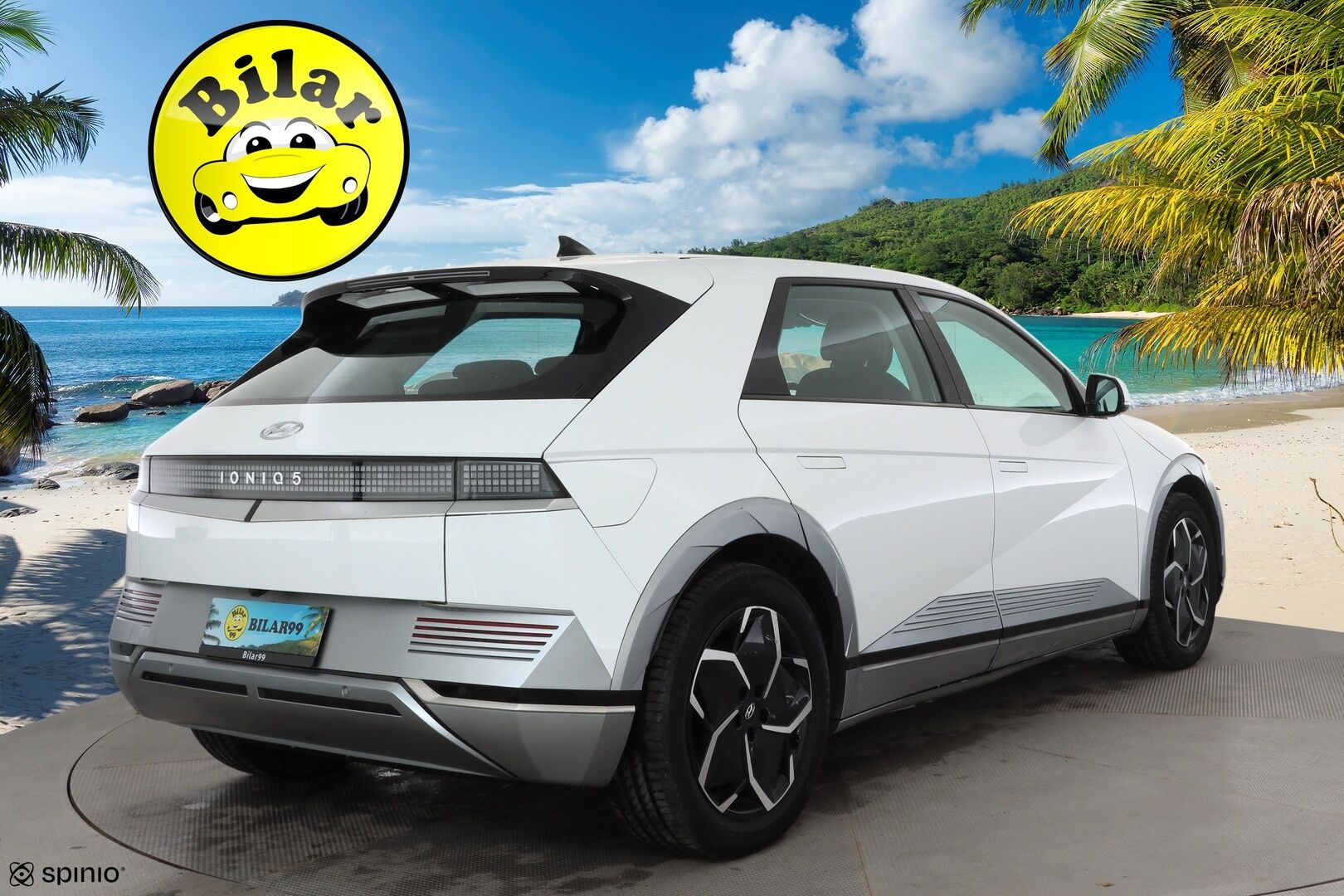 Hyundai IONIQ 5 2022 73 kWh 217 hv Style - | ACC | ILP | Sähköpenkki kuskille | P.kamera ja tutkat | HDA | BSM | CTA | Lämm. ratti | LED | Apple & Android | Merkkihuollot | 2x renkaat aluin | 