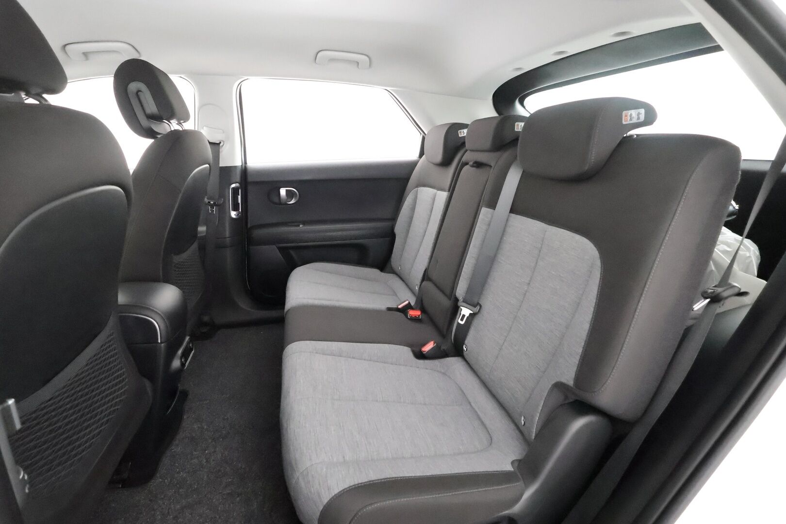 Hyundai IONIQ 5 2022 73 kWh 217 hv Style - | ACC | ILP | Sähköpenkki kuskille | P.kamera ja tutkat | HDA | BSM | CTA | Lämm. ratti | LED | Apple & Android | Merkkihuollot | 2x renkaat aluin | 