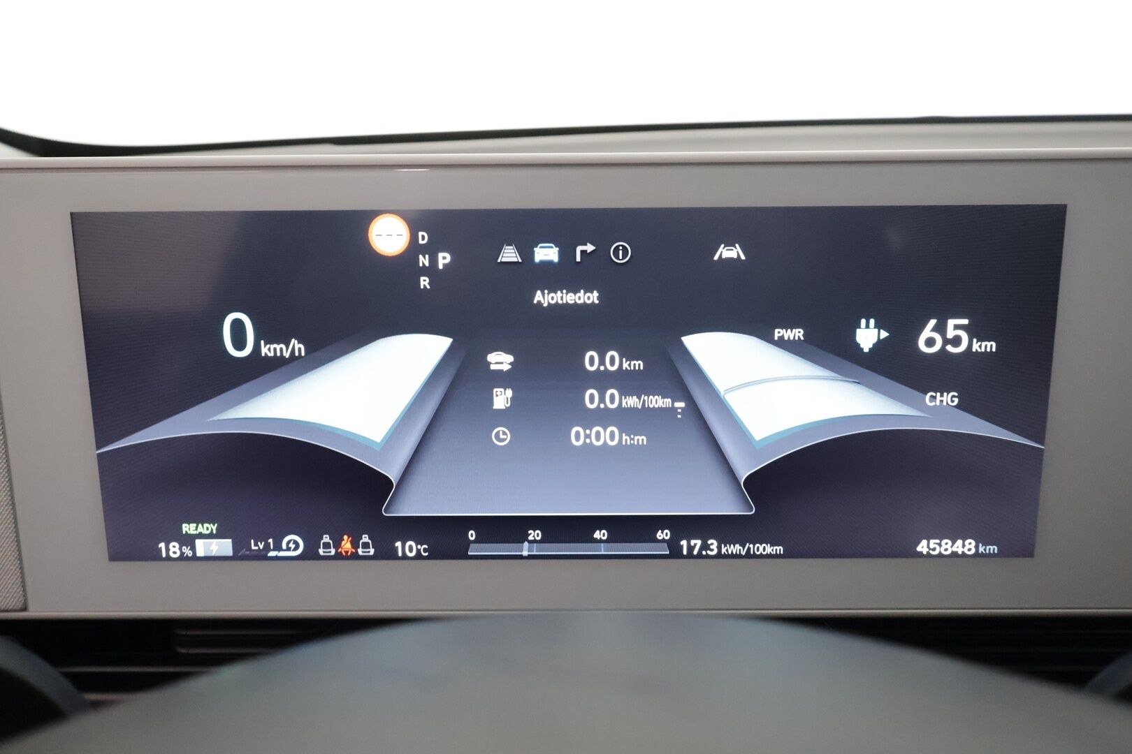 Hyundai IONIQ 5 2022 73 kWh 217 hv Style - | ACC | ILP | Sähköpenkki kuskille | P.kamera ja tutkat | HDA | BSM | CTA | Lämm. ratti | LED | Apple & Android | Merkkihuollot | 2x renkaat aluin | 