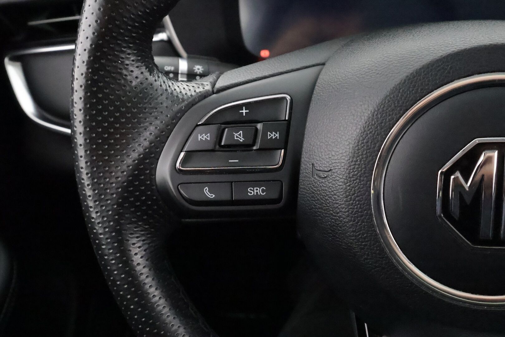 MG MARVEL R 2022 Performance AWD - | ACC | ILP | BOSE | 360° | Ilm. sähkönahat | Panorama | Muistipenkki | Keyless | Lane Assist | BSM | Apple & Android | Ambient | 2x renkaat aluin |