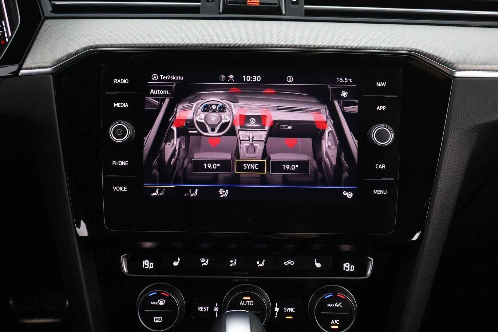Volkswagen Passat 2020 Variant R-Line 2,0 TDI EVO SCR 110 kW DSG-aut - ACC | Koukku | Matrix-LED | P-kamera | DigimittaristoSuomi-auto | Letkulämmitin | Nahat | 2x renkaat