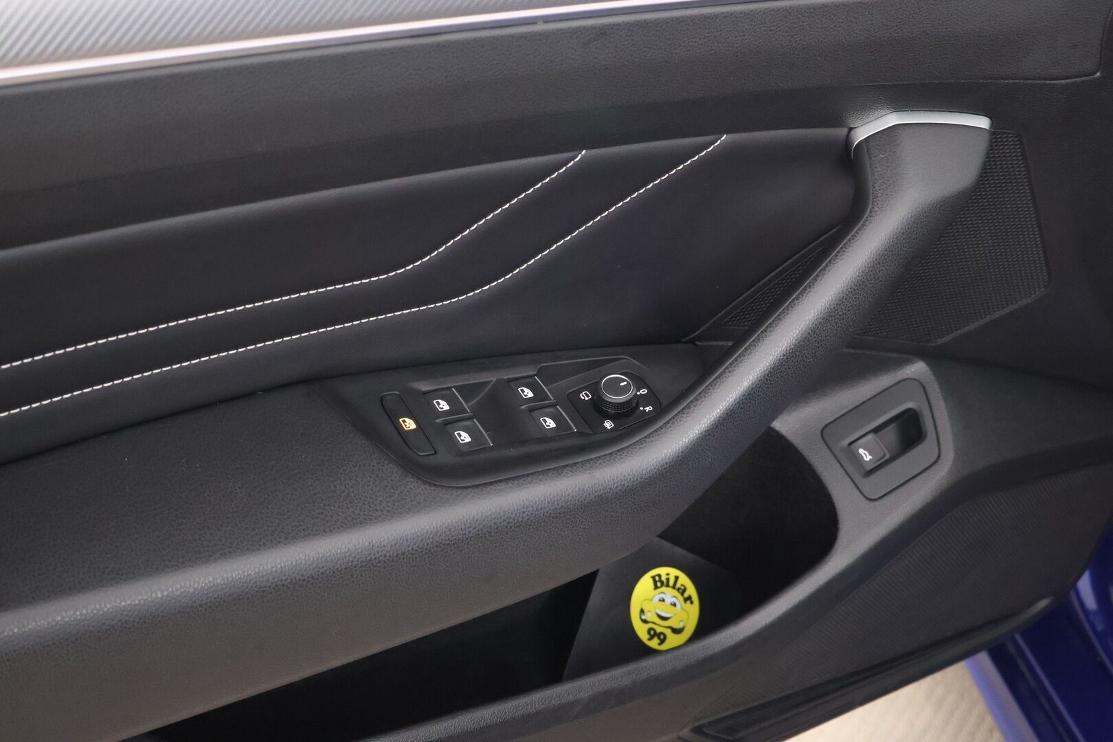 Volkswagen Passat 2020 Variant R-Line 2,0 TDI EVO SCR 110 kW DSG-aut - ACC | Koukku | Matrix-LED | P-kamera | DigimittaristoSuomi-auto | Letkulämmitin | Nahat | 2x renkaat