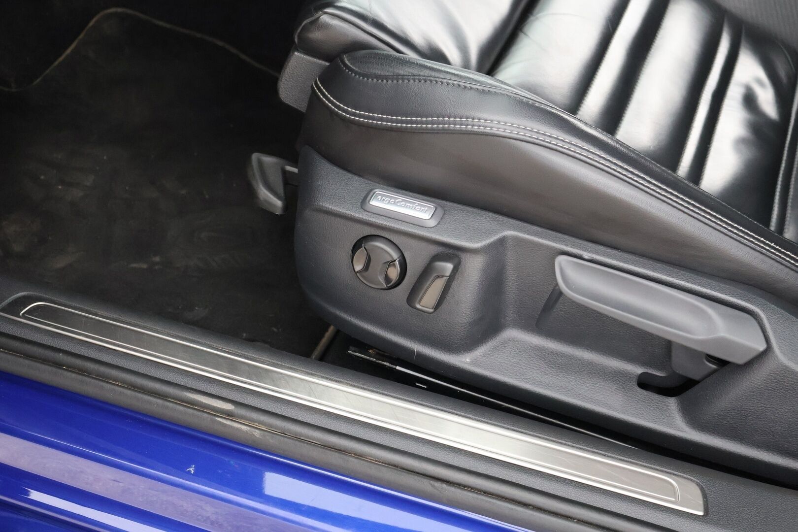Volkswagen Passat 2020 Variant R-Line 2,0 TDI EVO SCR 110 kW DSG-aut - ACC | Koukku | Matrix-LED | P-kamera | DigimittaristoSuomi-auto | Letkulämmitin | Nahat | 2x renkaat
