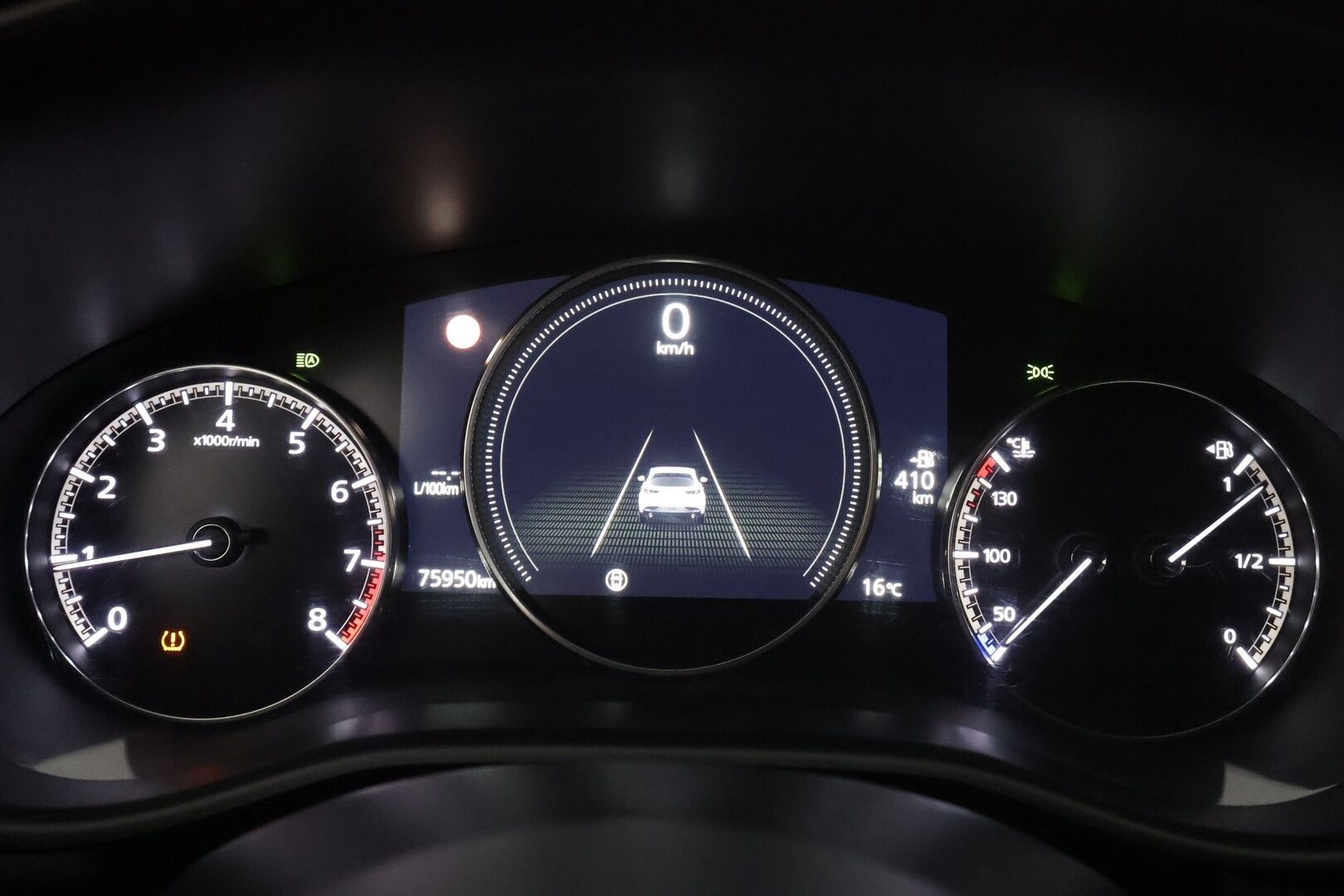 Mazda Mazda3 2020 Hatchback 2,0 (180hv) M Hybrid Skyactiv-X Elegance Business MT Red * ACC / HUD / P.kamera / Muistipenkki * - Bose / LED / Navi / 1.Om Suomi-auto / Kahdet renkaat aluvanteilla / Merkkihuollettu / Huippuvarusteet