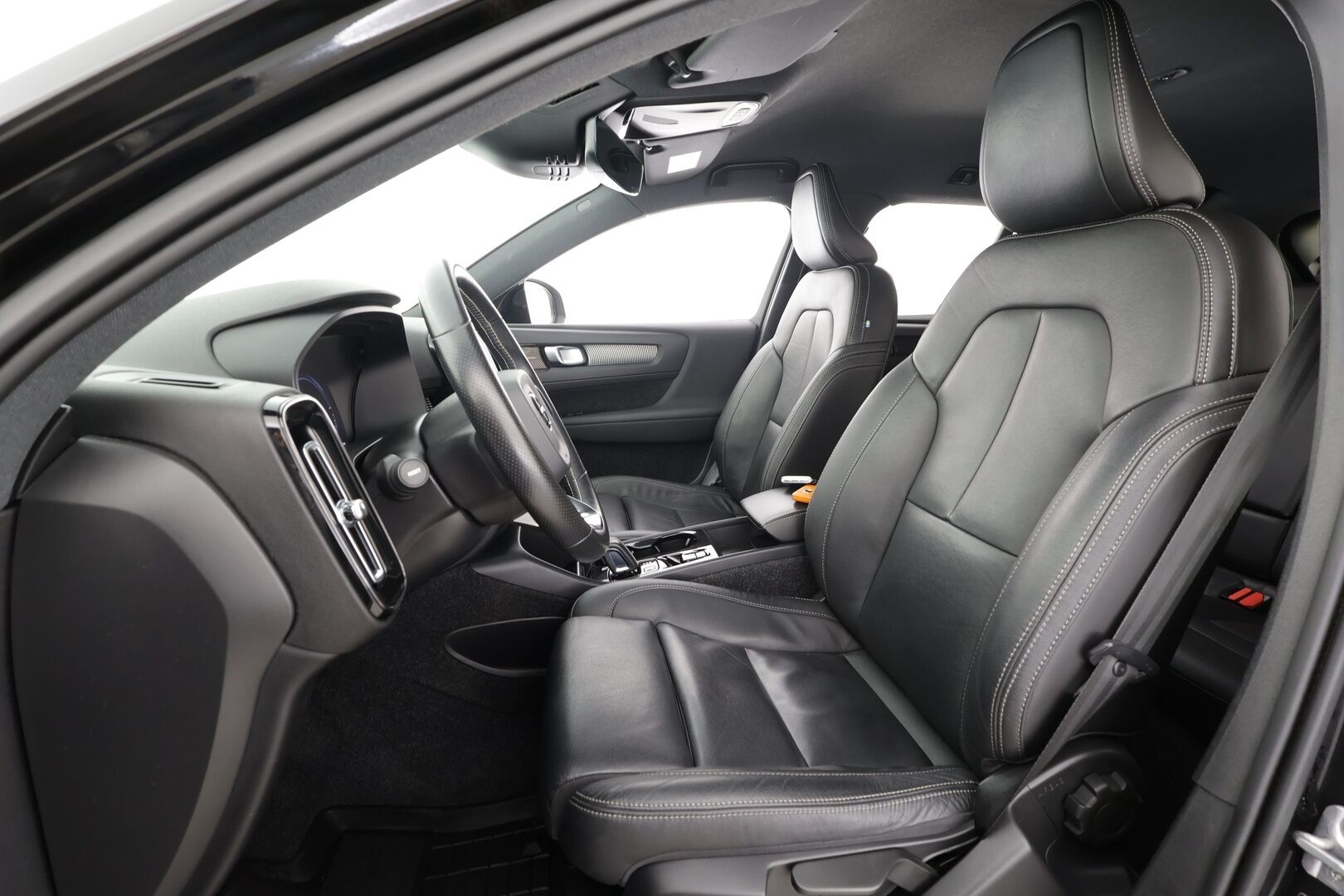 Volvo XC40 2021 T5 TwE Business R-Design aut /* ACC / Webasto / Sporttinahat / Harman/Kardon / Keyless / P.Kamera * - 1.Om suomi-auto / Kahdet Renkaat 