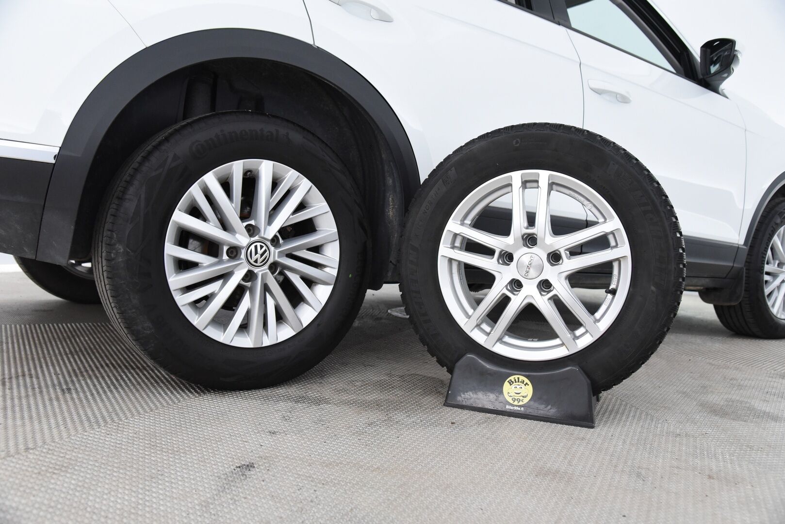 Volkswagen T-Roc 2020 Style 2,0 TDI 110 kW DSG-aut / Webasto / Adapt.vak / Suomi-auto / LED / P-tutkat / - P. Kamera / AppleCarPlay / AndroidAuto