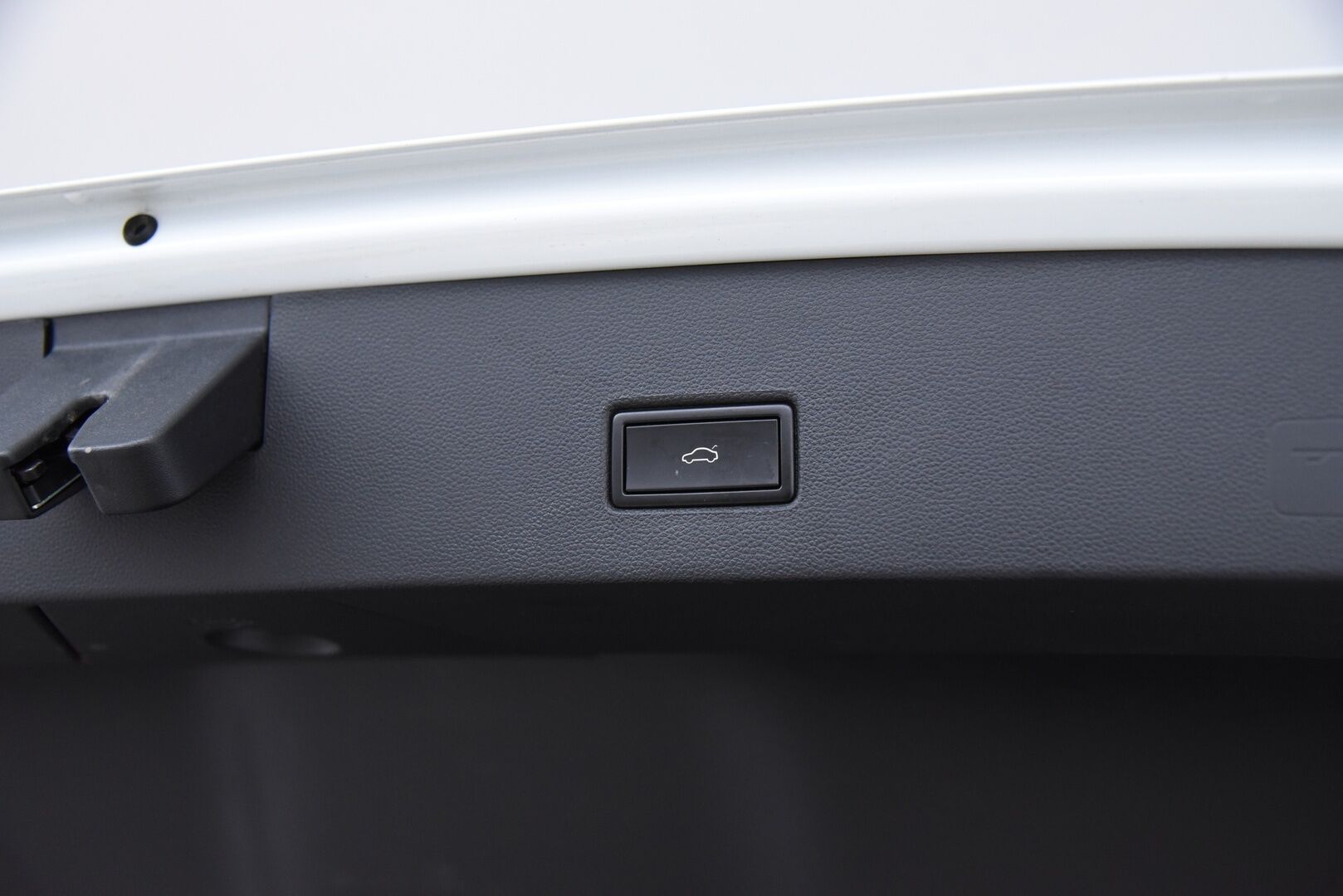 Volkswagen T-Roc 2020 Style 2,0 TDI 110 kW DSG-aut / Webasto / Adapt.vak / Suomi-auto / LED / P-tutkat / - P. Kamera / AppleCarPlay / AndroidAuto