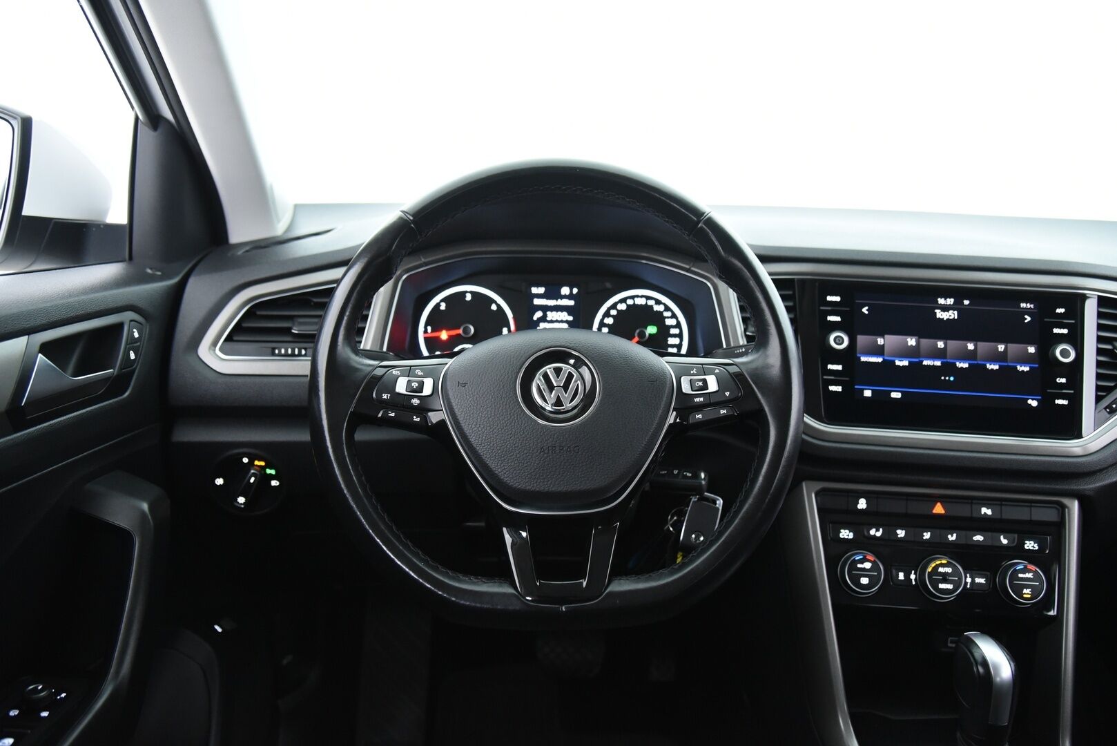 Volkswagen T-Roc 2020 Style 2,0 TDI 110 kW DSG-aut / Webasto / Adapt.vak / Suomi-auto / LED / P-tutkat / - P. Kamera / AppleCarPlay / AndroidAuto