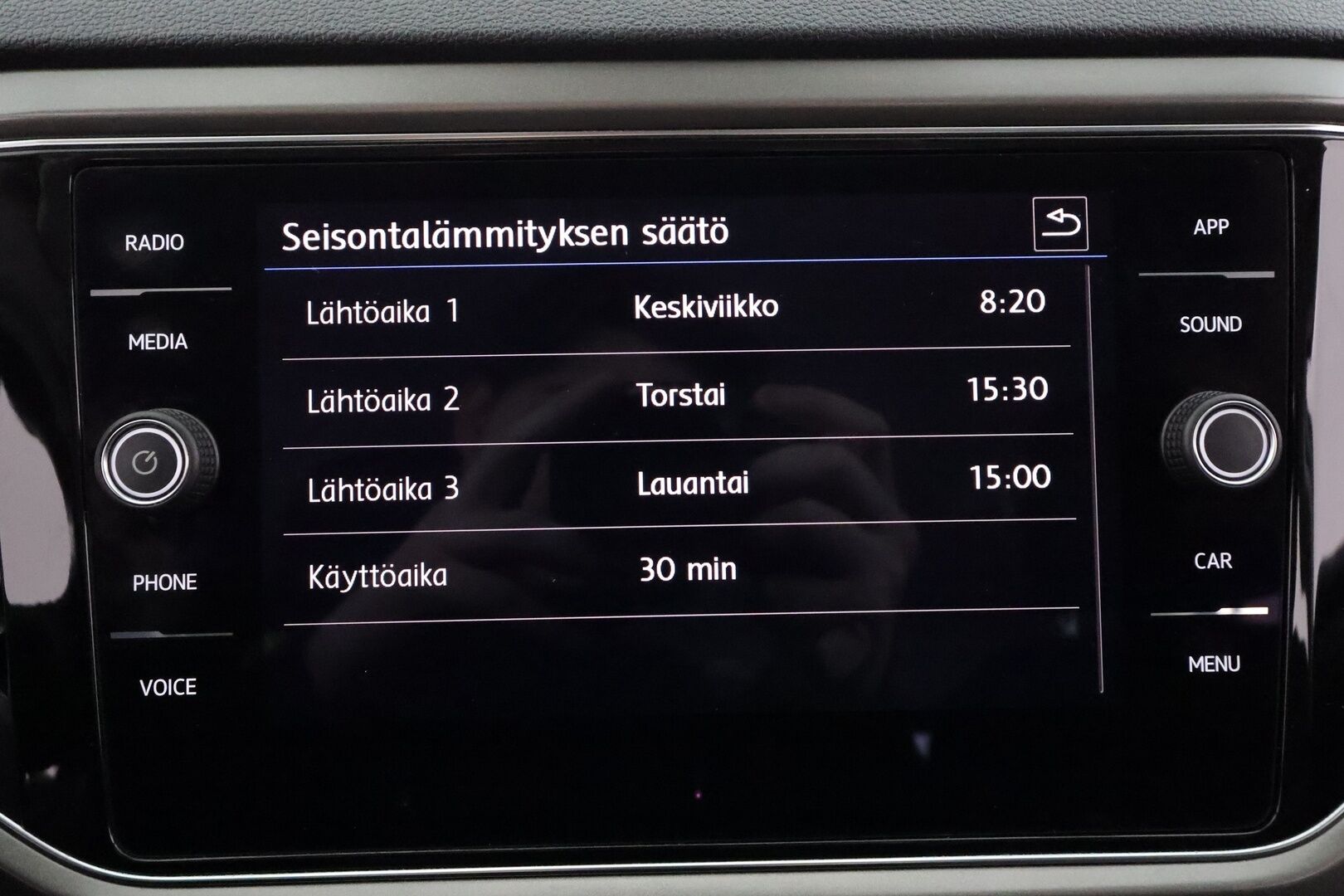 Volkswagen T-Roc 2020 Style 2,0 TDI 110 kW DSG-automaatti - | ACC | Webasto | P.kamera | LED | Lane Assist | Apple & Android | Sähk. takaluukku | Lämm. ratti | 2x renkaat aluin | Suomiauto | 