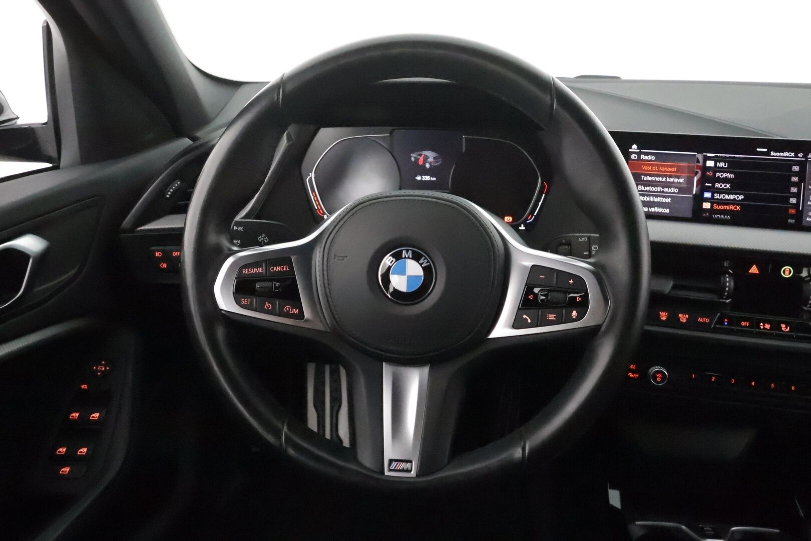 BMW 118 2021 F40 Hatchback 118i The 1 Edition M Sport **Koukku / Sporttipenkit / Lohkolämmitin / P.tutkat / Navi / Kaistavahti** - Suomi-auto / Kahdet Renkaat