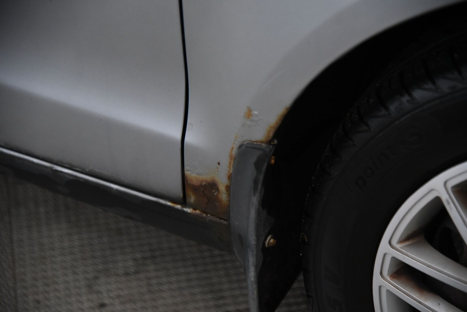 Volkswagen Polo 2006 4D POLO / Lohkolämmitin / Huoltokirja / 2x Renkaat / Suomi-auto - YritysOutlet - Myydään vain yrityksille - Seuraava katsastus 06/26!