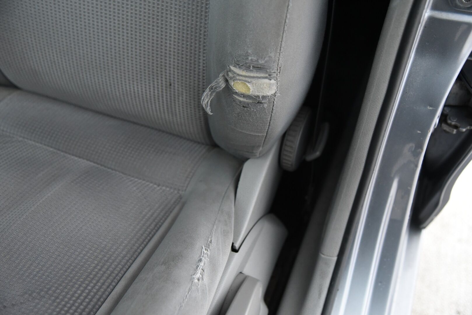 Volkswagen Polo 2006 4D POLO / Lohkolämmitin / Huoltokirja / 2x Renkaat / Suomi-auto - YritysOutlet - Myydään vain yrityksille - Seuraava katsastus 06/26!