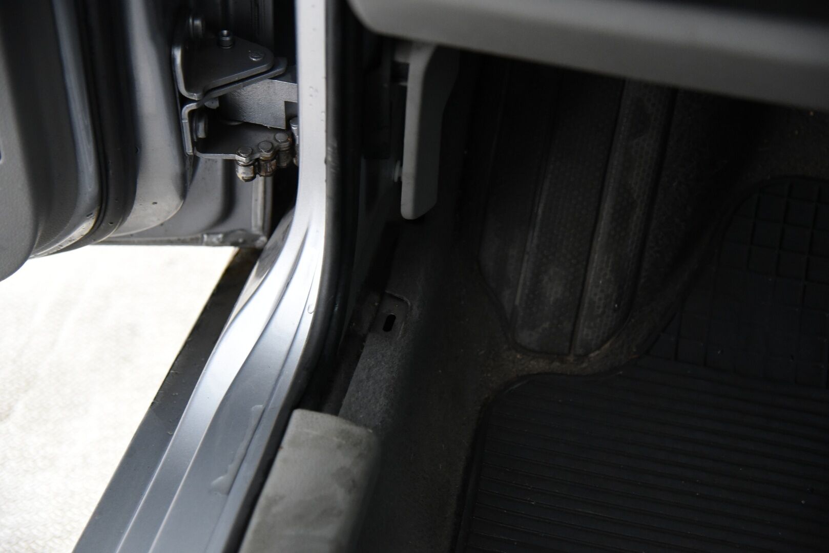 Volkswagen Polo 2006 4D POLO / Lohkolämmitin / Huoltokirja / 2x Renkaat / Suomi-auto - YritysOutlet - Myydään vain yrityksille - Seuraava katsastus 06/26!