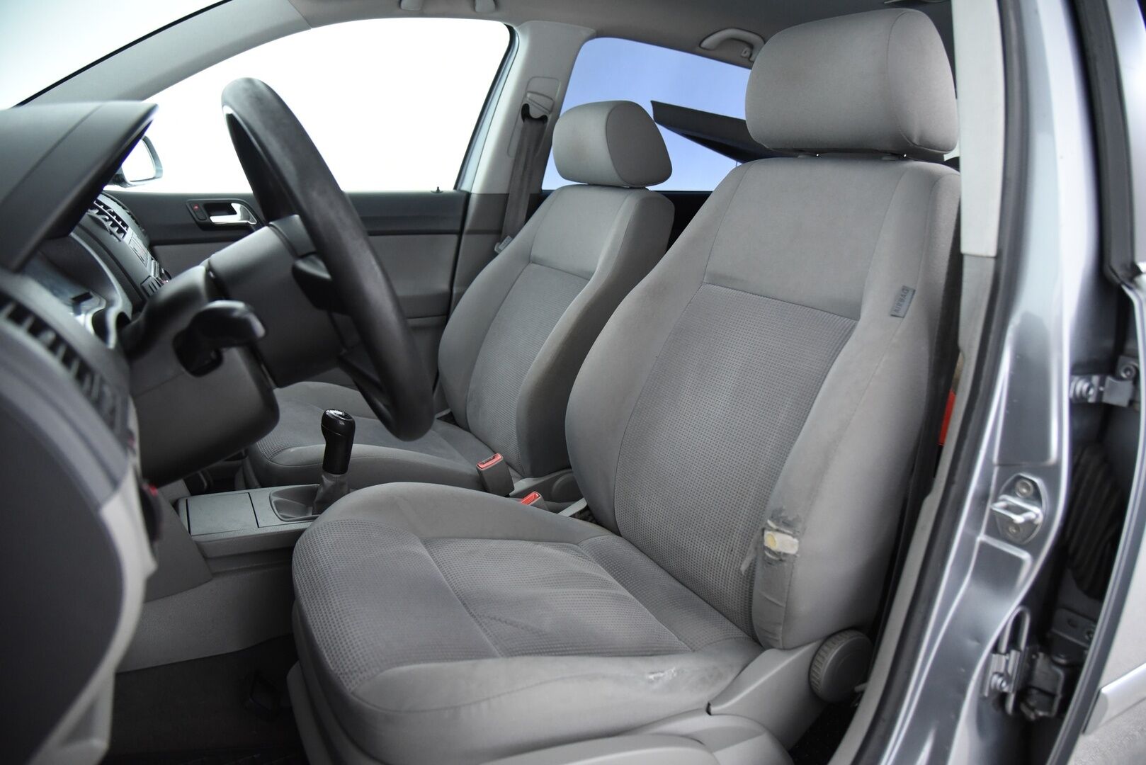 Volkswagen Polo 2006 4D POLO / Lohkolämmitin / Huoltokirja / 2x Renkaat / Suomi-auto - YritysOutlet - Myydään vain yrityksille - Seuraava katsastus 06/26!