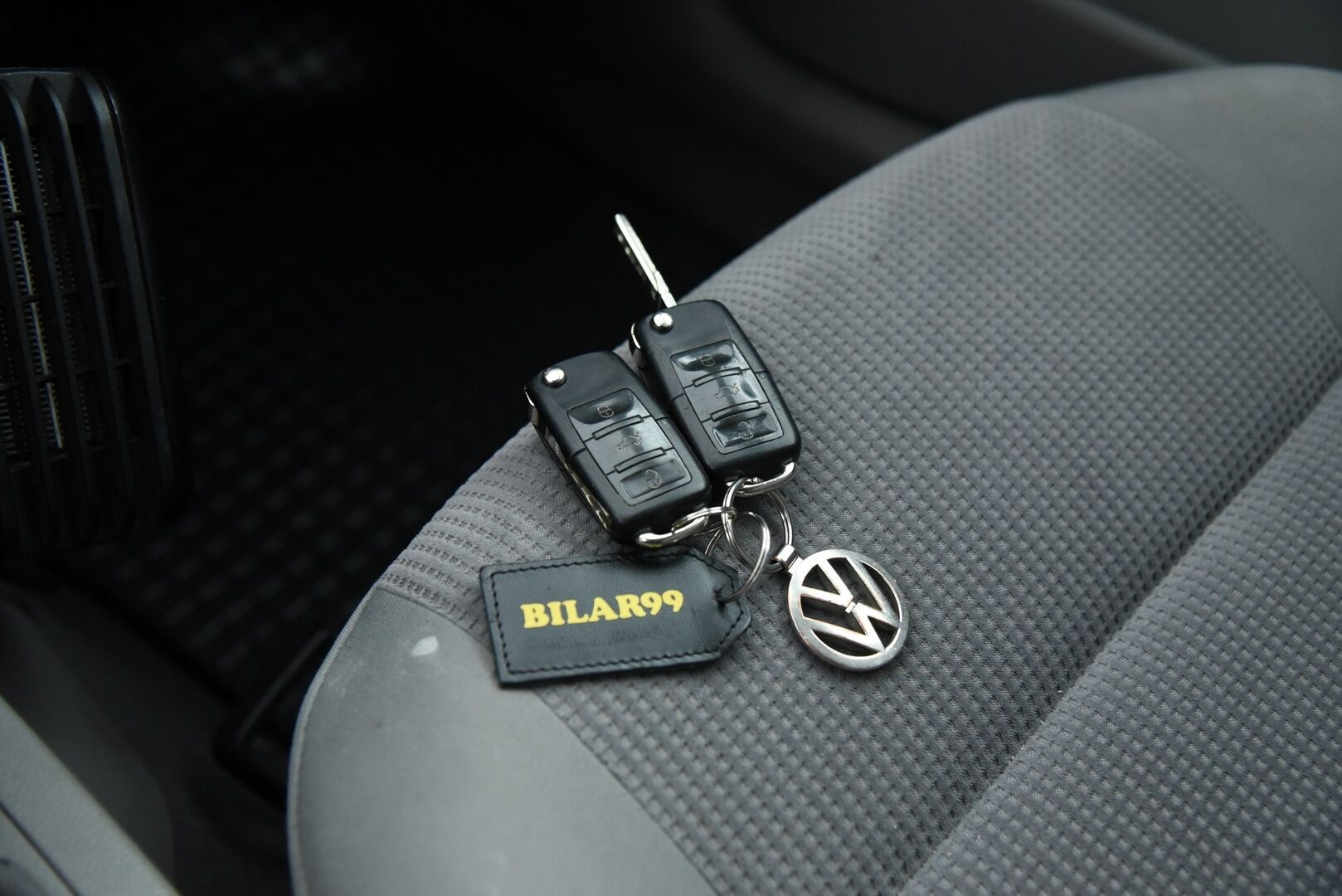 Volkswagen Polo 2006 4D POLO / Lohkolämmitin / Huoltokirja / 2x Renkaat / Suomi-auto - YritysOutlet - Myydään vain yrityksille - Seuraava katsastus 06/26!