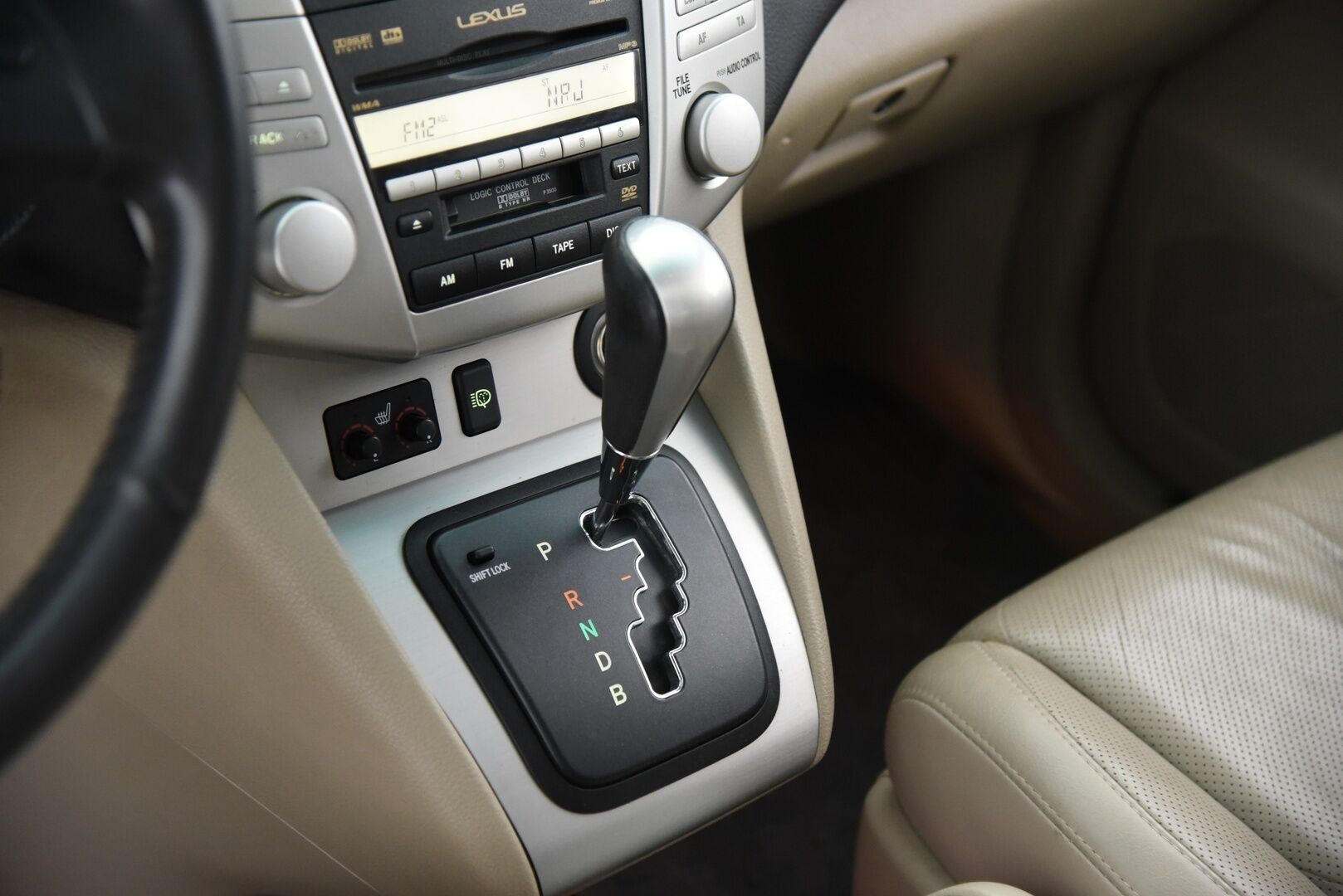 Lexus RX 2007 400h 4WD / YritysOutlet - Myydään vain yrityksille / - Siisti! / Juuri katsastettu / Hyvät varusteet / 3-om. Suomi-auto / Täydellinen huoltohistoria!