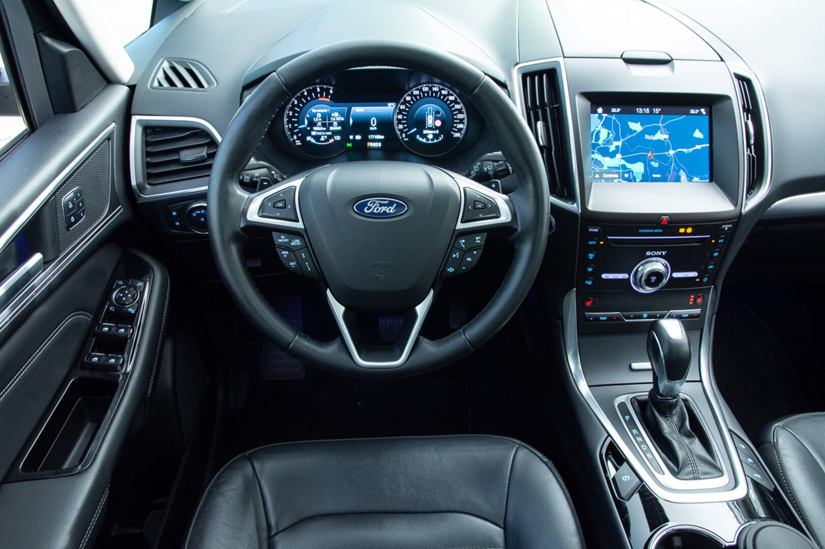 FORD GALAXY 2017 2,0 TDCi 180hv PowerShift A6 AWD Titanium 5D - | Nahat | P.Kamera | ACC | 7-Paikkainen | Lasikatto |