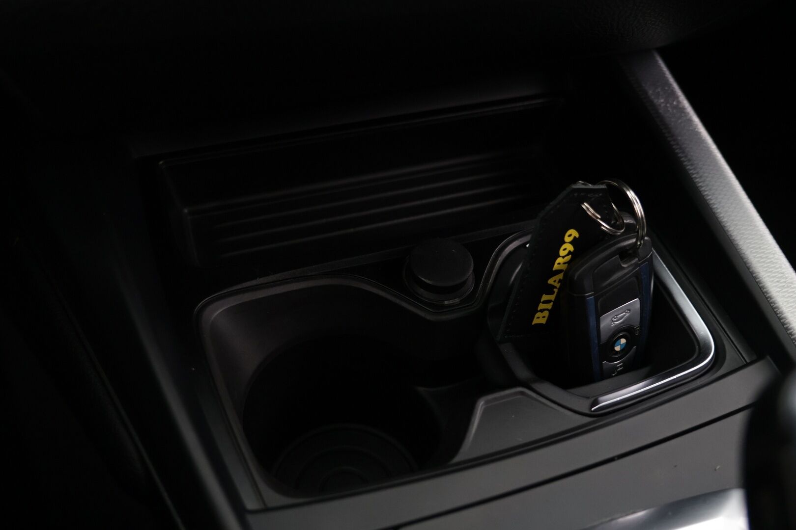 BMW M135I 2013 F21 Hatchback M135i A xDrive - | Juuri Katsastettu! | Kattavat huollot, KK laakerit tehty! | Harman & Kardon | Nahkapenkit sähkösäädöillä, kuljettaja muistilla | Peruutustutka ja kamera |