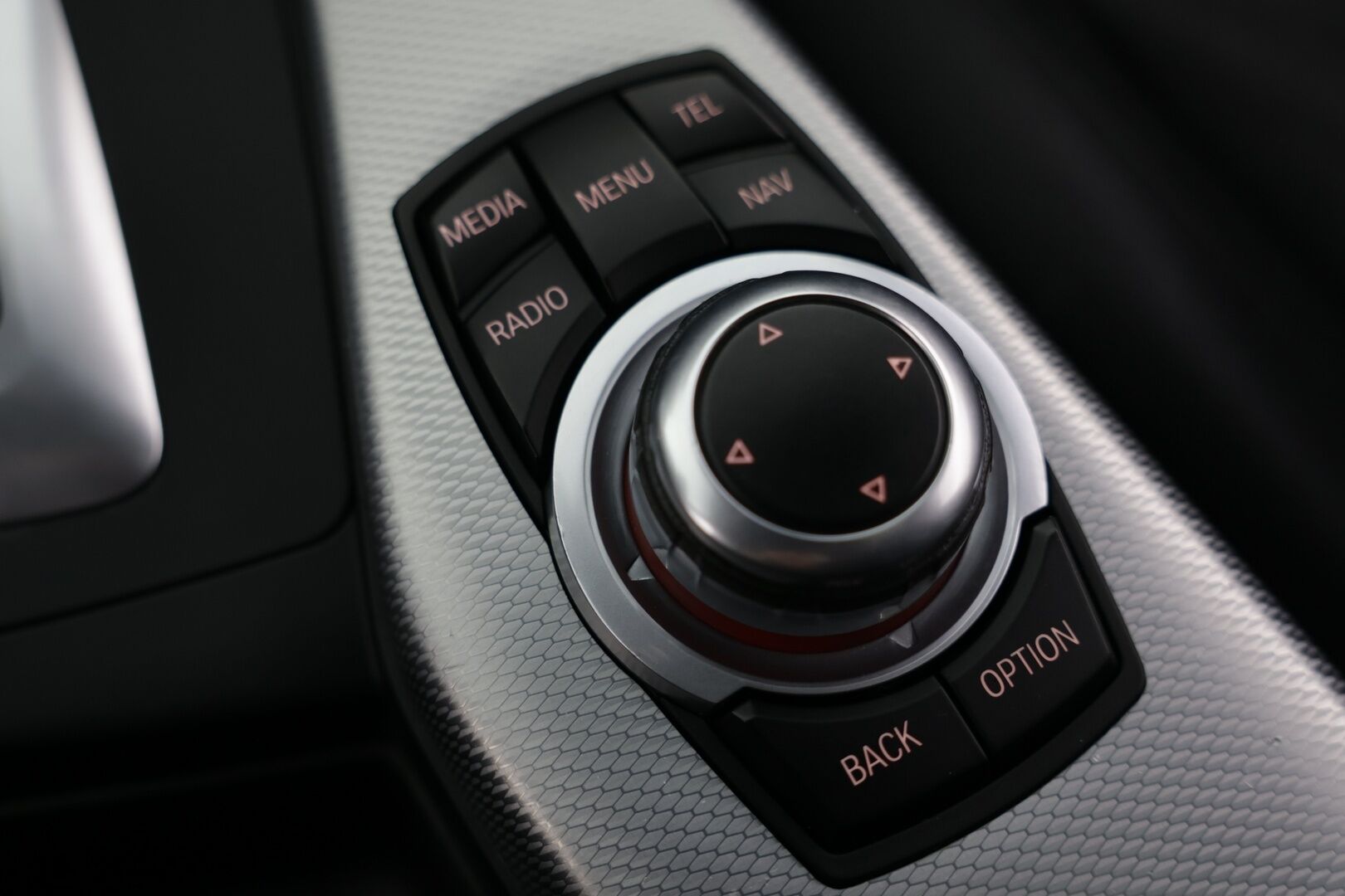 BMW M135I 2013 F21 Hatchback M135i A xDrive - | Juuri Katsastettu! | Kattavat huollot, KK laakerit tehty! | Harman & Kardon | Nahkapenkit sähkösäädöillä, kuljettaja muistilla | Peruutustutka ja kamera |