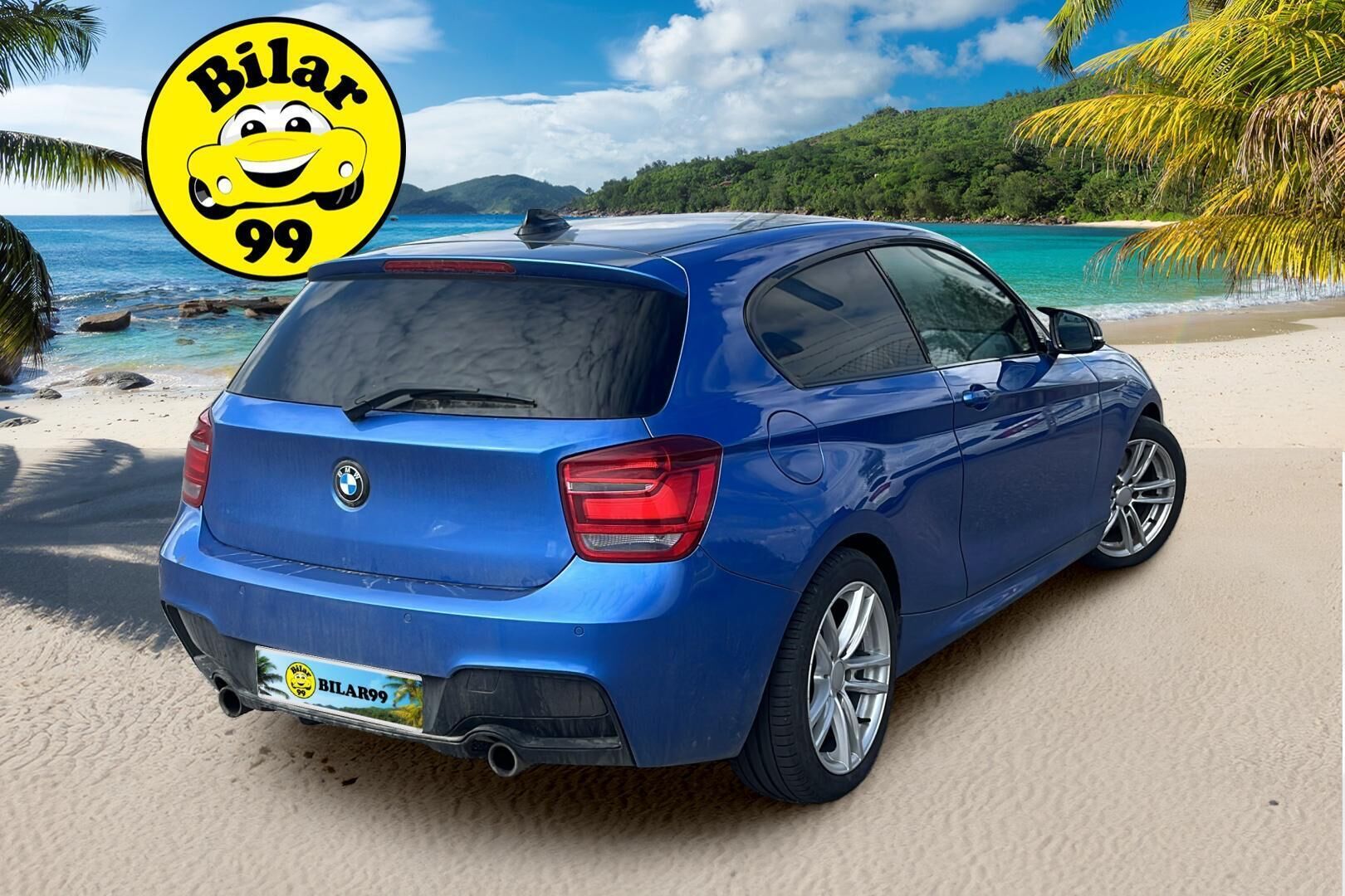 BMW M135I 2013 F21 Hatchback M135i A xDrive - Kattavat huollot | Harman & Kardon | Nahkapenkit sähkösäädöillä, kuljettaja muistilla | Peruutustutka ja kamera |