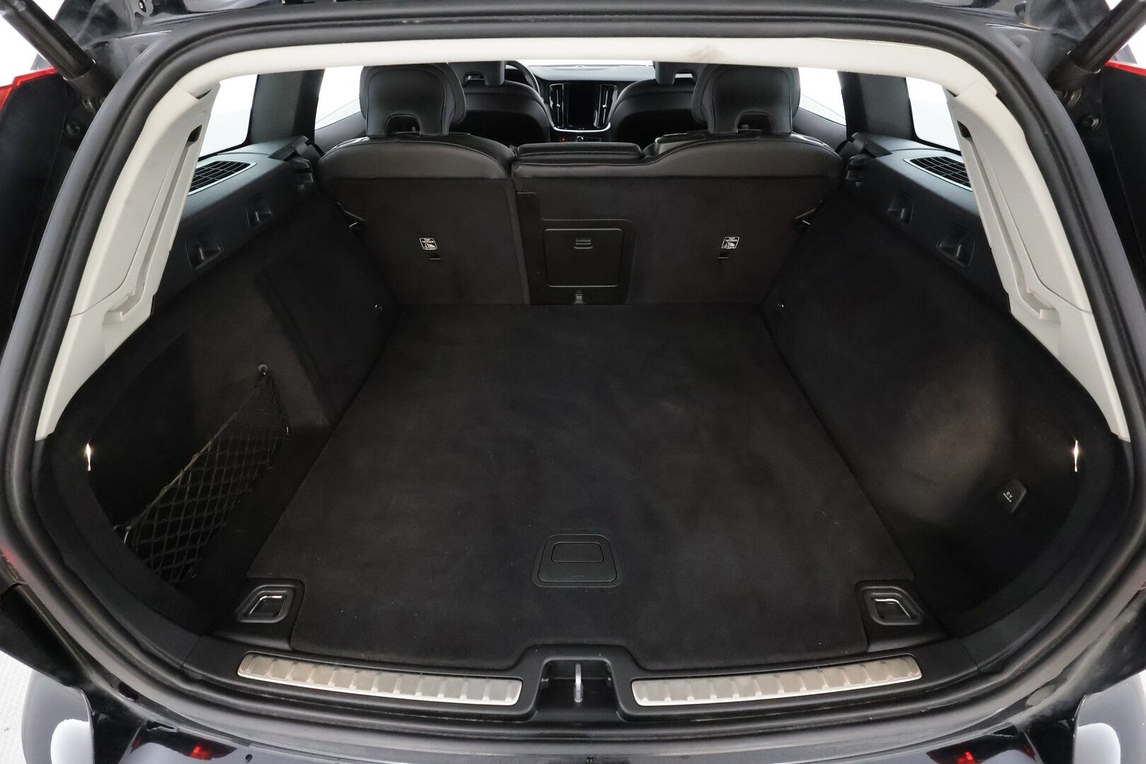 Volvo V60 2021 B4 MHEV Business Inscription aut * ACC / 360° / LED / Navi / Muistipenkki / H&K / Webasto / Nahat / KeylessGo / BLIS * - 1.Om Suomi-auto / Kahdet renkaat aluvanteilla - HULLU BLACKWEEK KORKOTARJOUS 2,49%