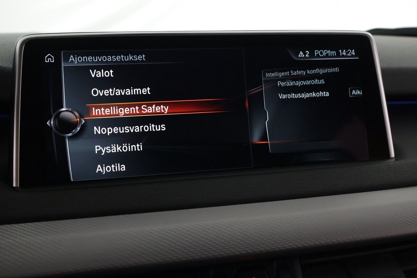 BMW X5 2017 F15 xDrive40e iPerformance M-Sport - ACC | HUD | Panorama | Comfort access | H&K | P.kamera | BLIS | Koukku | Adapt. LED | Muistipenkit | Proff. Navi | 2x Renkaat alumiinivantein