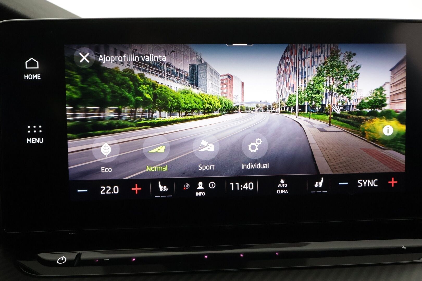 Skoda Octavia 2021 2,0 TSI RS DSG Autom. - | ACC | Webasto | Matrix-LED | HUD | Canton | hierovat Muistipenkit | P.Kamera | Sporttipenkit | Keyless | Apple&Android | Merkkihuollettu | Kahdet Renkaat |