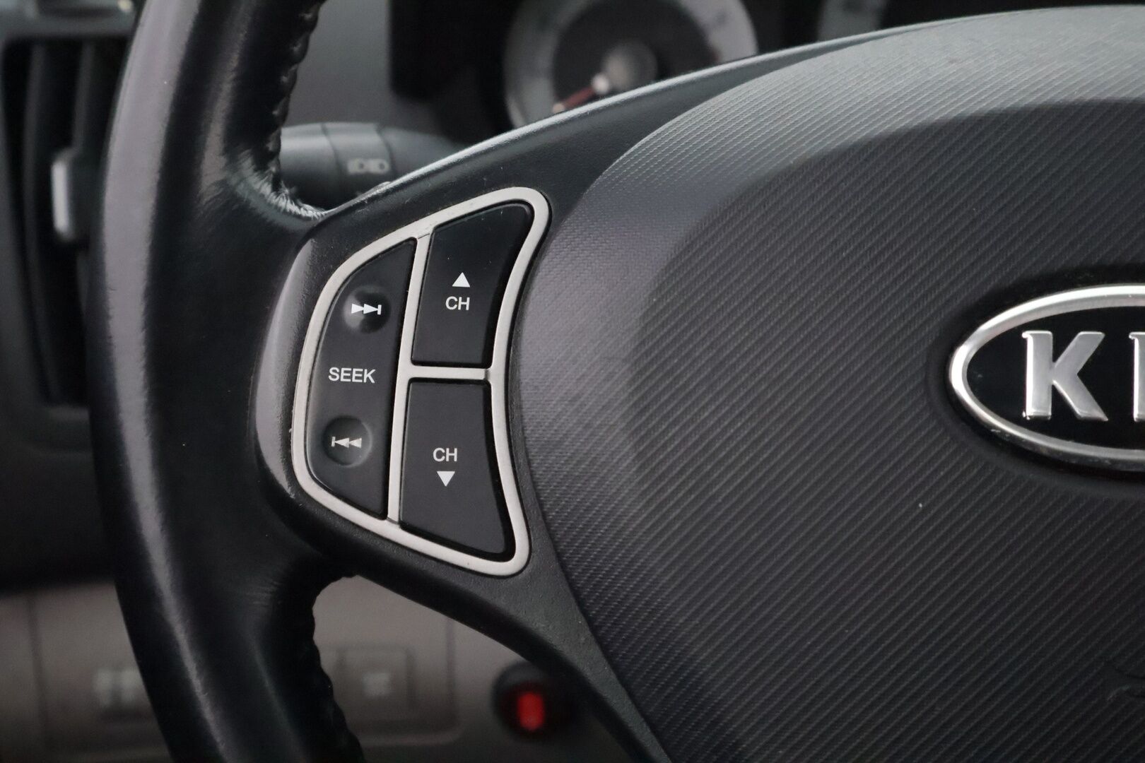 Kia cee'd 2008 1,6 EX SW - YritysOutlet - Myydään vain yrityksille - Suomi-auto / Jakoketju uusittu / Särmä huoltokirja / Lohkolämmitin / Vetokoukku / Led-lisävalo / YritysOutlet - Myydään vain yrityksille