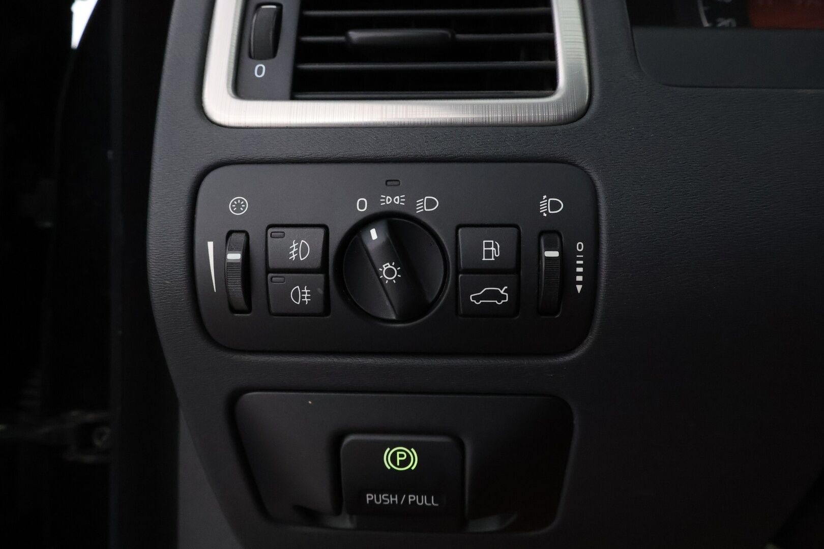 Volvo V70 2008 2,4D Kinetic aut -MYYDÄÄN HUUTOKAUPAT.COM! - MYYDÄÄN HUUTOKAUPAT.COM!