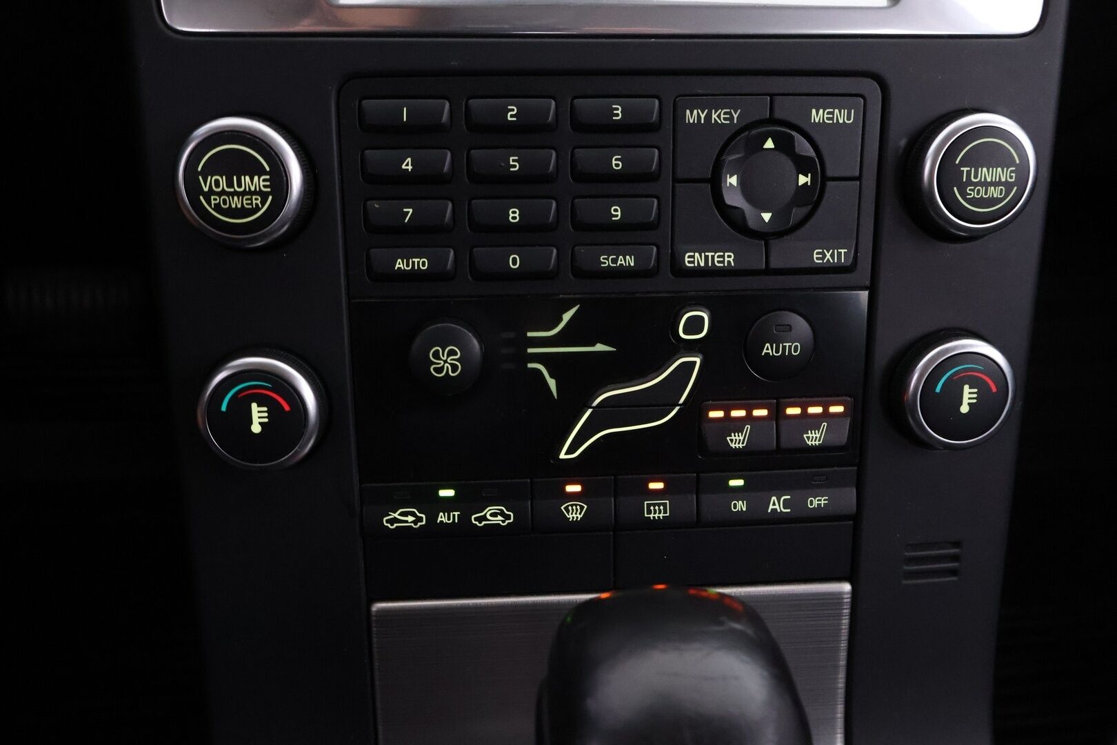 Volvo V70 2008 2,4D Kinetic aut -MYYDÄÄN HUUTOKAUPAT.COM! - MYYDÄÄN HUUTOKAUPAT.COM!