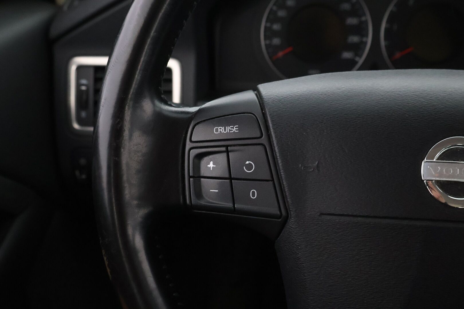 Volvo V70 2008 2,4D Kinetic aut -MYYDÄÄN HUUTOKAUPAT.COM! - MYYDÄÄN HUUTOKAUPAT.COM!