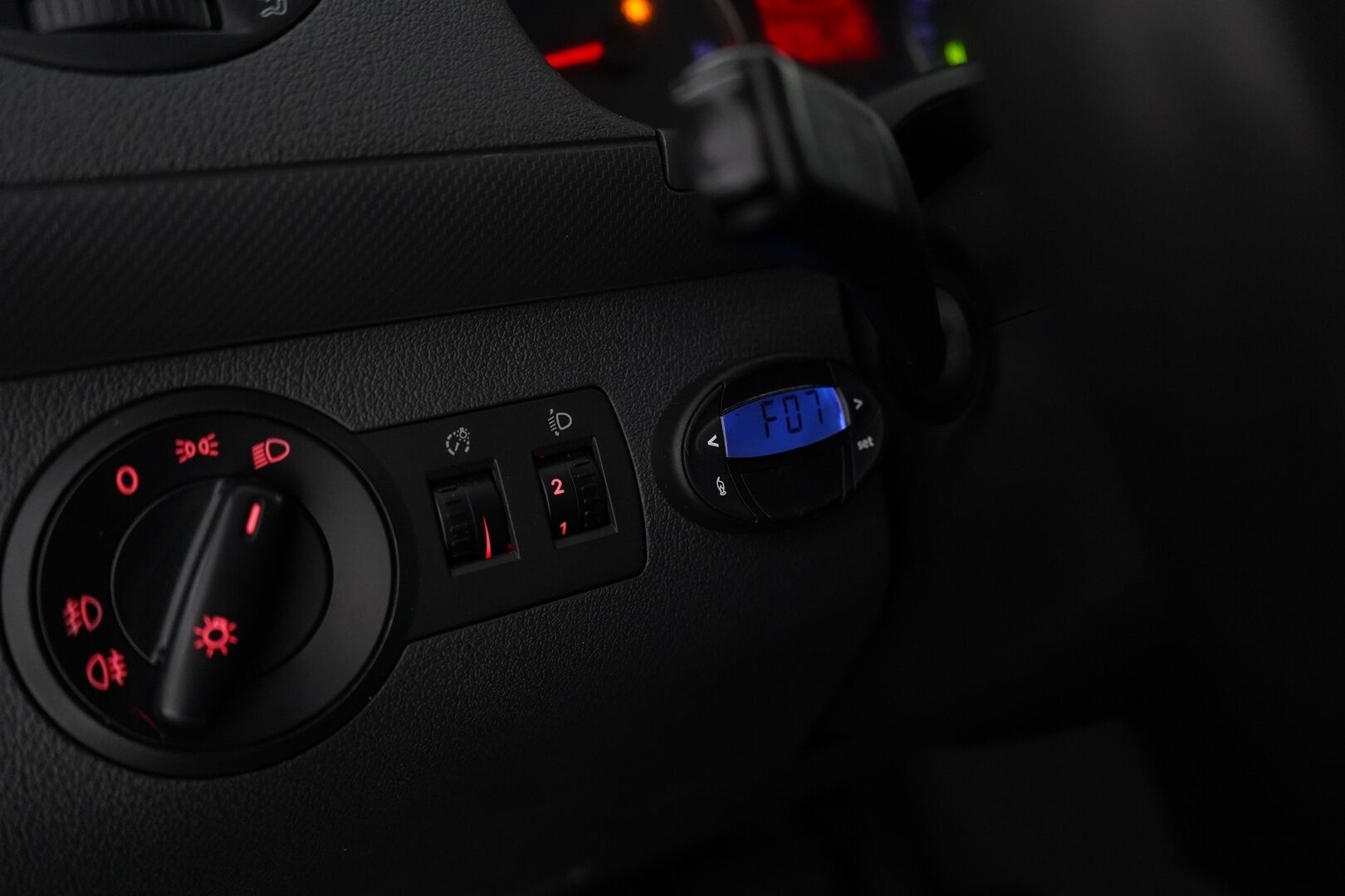 Volkswagen Caddy 2008 Life 1,9 TDI 77 kW DSG-aut * Tämä auto myydään YritysOutlet -valikoimasta vain yritykselle * - Kahdet vanteet / Hyvä huoltohistoria! / Seuraava katsastus 22.7.2026