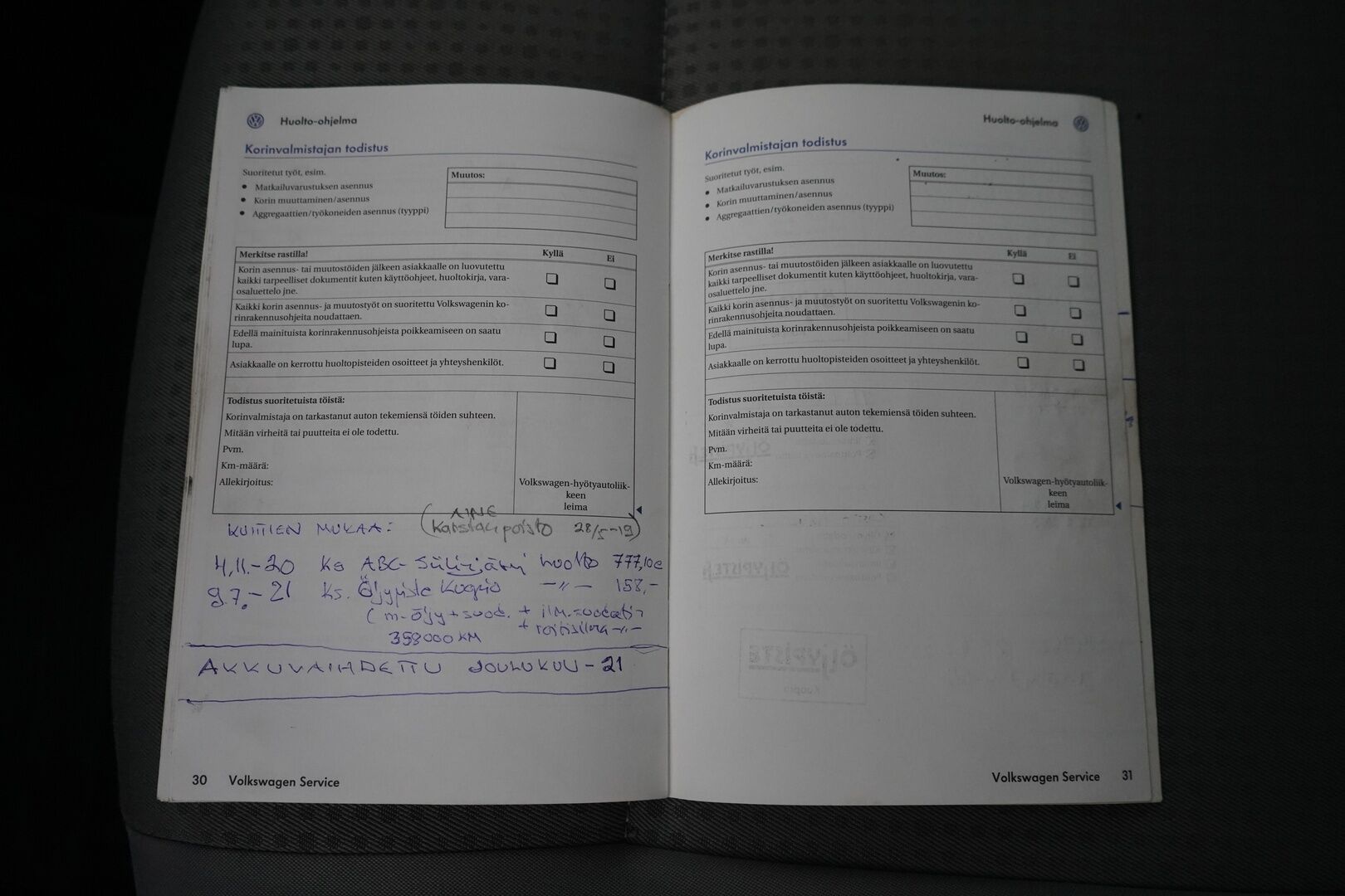 Volkswagen Caddy 2008 Life 1,9 TDI 77 kW DSG-aut * Tämä auto myydään YritysOutlet -valikoimasta vain yritykselle * - Kahdet vanteet / Hyvä huoltohistoria! / Seuraava katsastus 22.7.2026