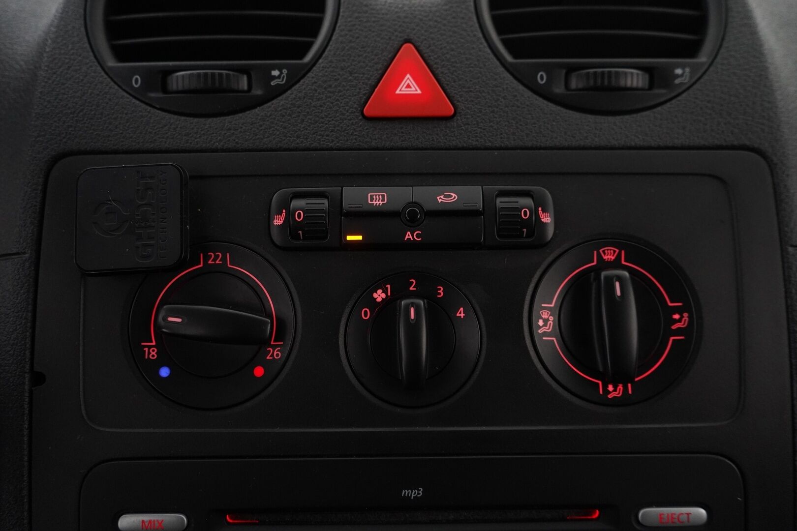 Volkswagen Caddy 2008 Life 1,9 TDI 77 kW DSG-aut * Tämä auto myydään YritysOutlet -valikoimasta vain yritykselle * - Kahdet vanteet / Hyvä huoltohistoria! / Seuraava katsastus 22.7.2026