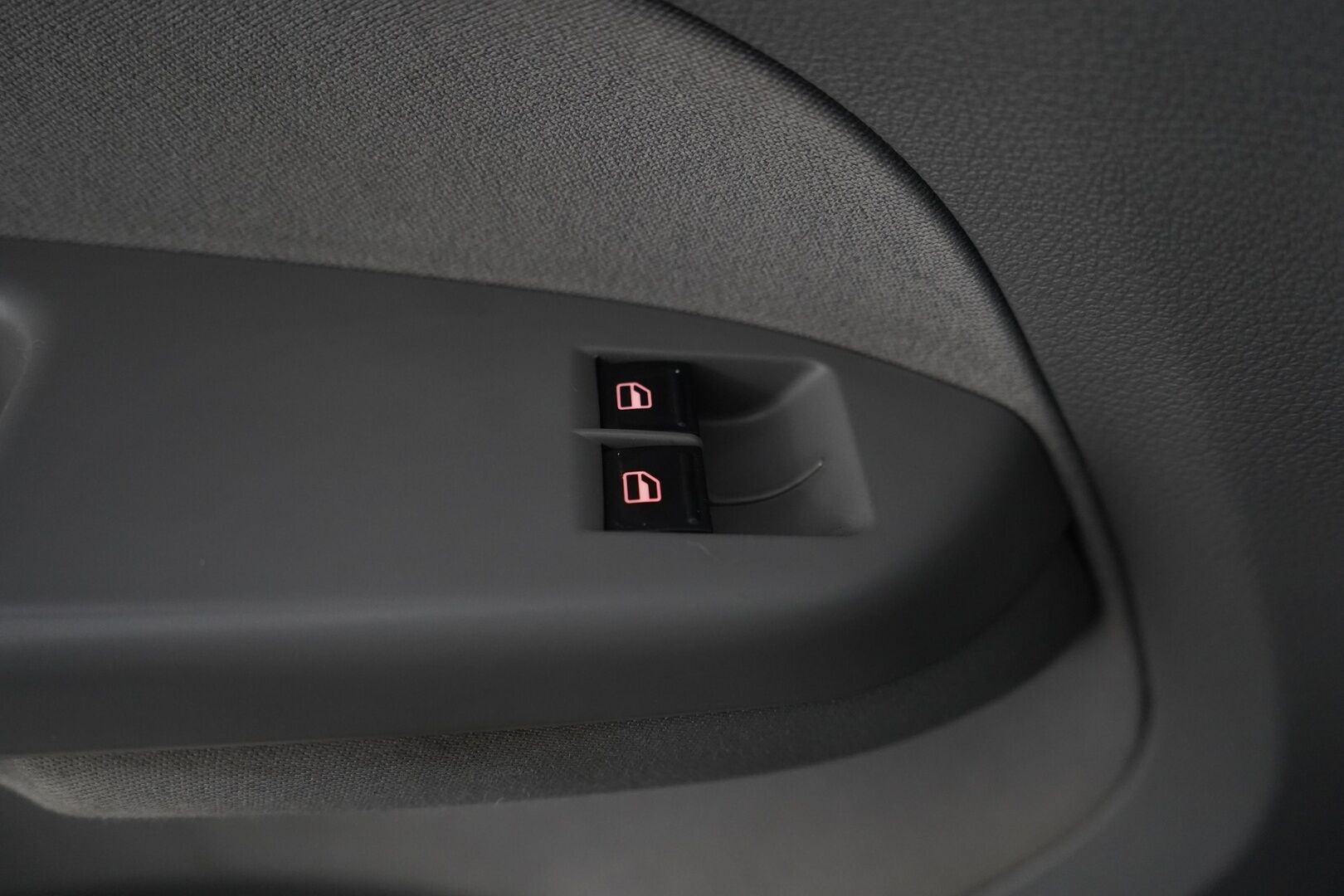 Volkswagen Caddy 2008 Life 1,9 TDI 77 kW DSG-aut * Tämä auto myydään YritysOutlet -valikoimasta vain yritykselle * - Kahdet vanteet / Hyvä huoltohistoria! / Seuraava katsastus 22.7.2026