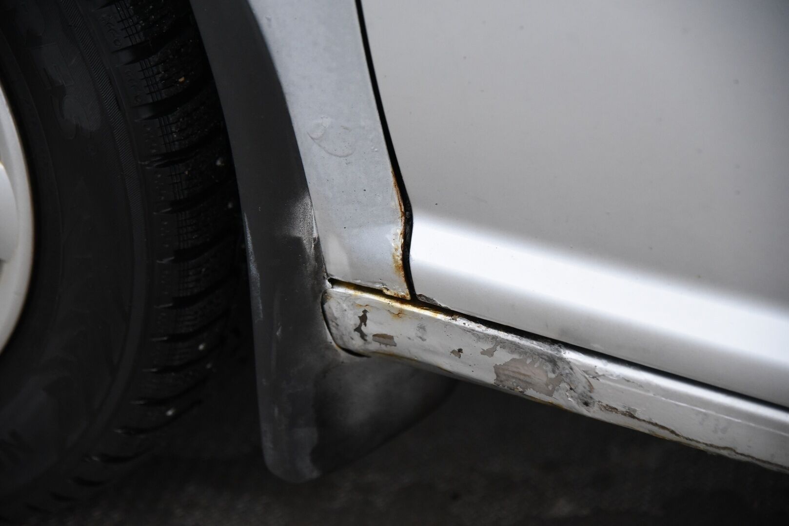 Volkswagen Golf Variant 2003 5D GOLF VARIANT 1.6-1J/250 / Suomi-auto / Vetokoukku / Lohkolämmitin / Penkinlämmitimet / YritysOutlet - Myydään vain yrityksille - 8kk leimaa! / YritysOutlet - Myydään vain yrityksille