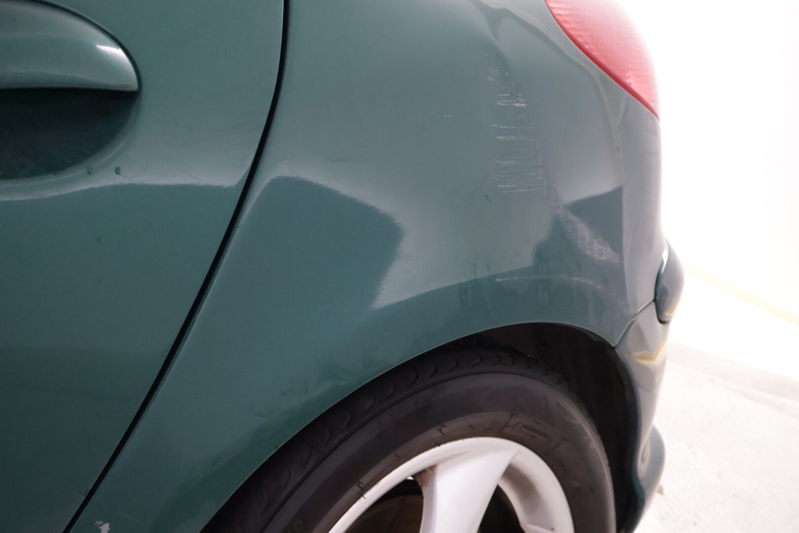 Peugeot 206 2004 MYYDÄÄN HUUTOKAUPAT.COM! - MYYDÄÄN HUUTOKAUPAT.COM!