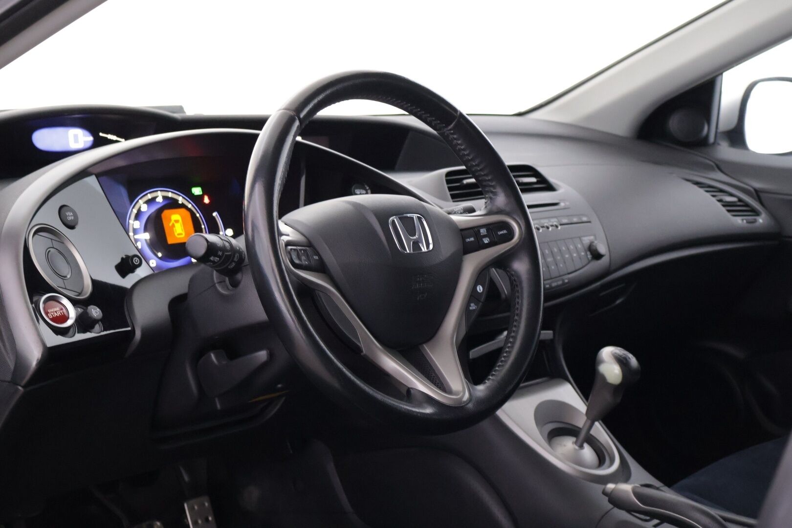 Honda Civic 2008 5D 1,8i Sport Business - YritysOutlet - Myydään vain yrityksille - – Tämä auto myydään YritysOutlet -valikoimasta vain yritykselle