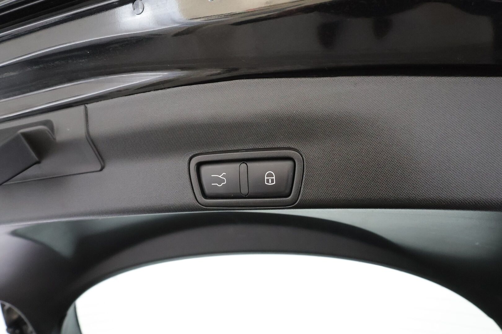 Alfa Romeo Stelvio 2021 2,2 Diesel 190hp Q4 super - | Adapt. Cruise | Xenon | P-Kamera | Muistipenkki | Kaistavahti | Keyless |Lohkolämmitin |