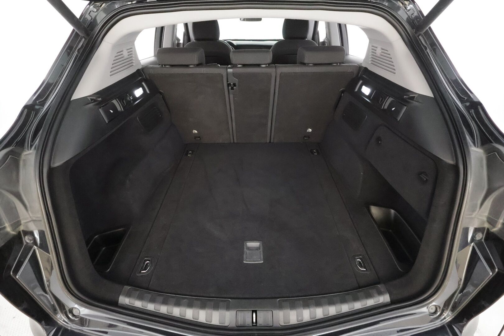 Alfa Romeo Stelvio 2021 2,2 Diesel 190hp Q4 super - | Adapt. Cruise | Xenon | P-Kamera | Muistipenkki | Kaistavahti | Keyless |Lohkolämmitin |