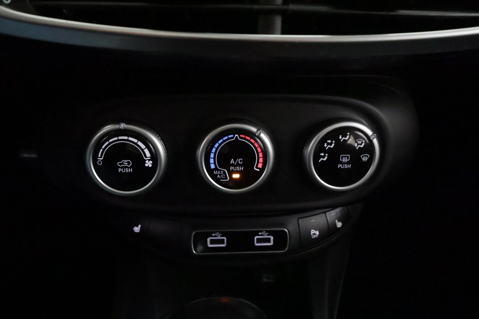 Fiat 500X 2021 1,3 150hv DCT City Cross * Suomi-auto / Vakkari / P.kamera / Kaistavahti / Bluetooth * - Kahdet renkaat aluvanteilla / Merkkihuollettu