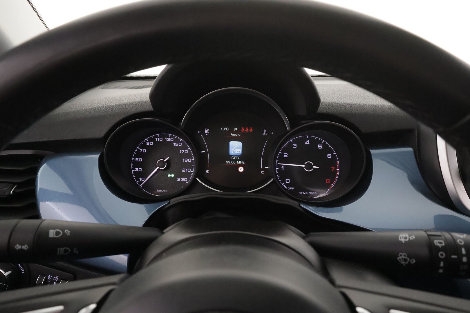 Fiat 500X 2021 1,3 150hv DCT City Cross * Suomi-auto / Vakkari / P.kamera / Kaistavahti / Bluetooth * - Kahdet renkaat aluvanteilla / Merkkihuollettu