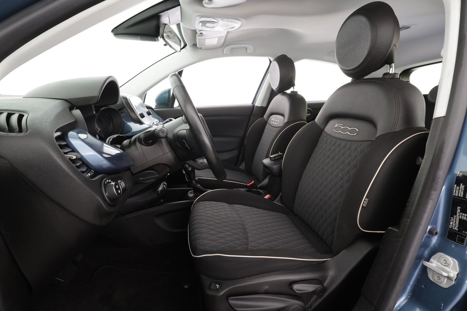 Fiat 500X 2021 1,3 150hv DCT City Cross * Suomi-auto / Vakkari / P.kamera / Kaistavahti / Bluetooth * - Kahdet renkaat aluvanteilla / Merkkihuollettu