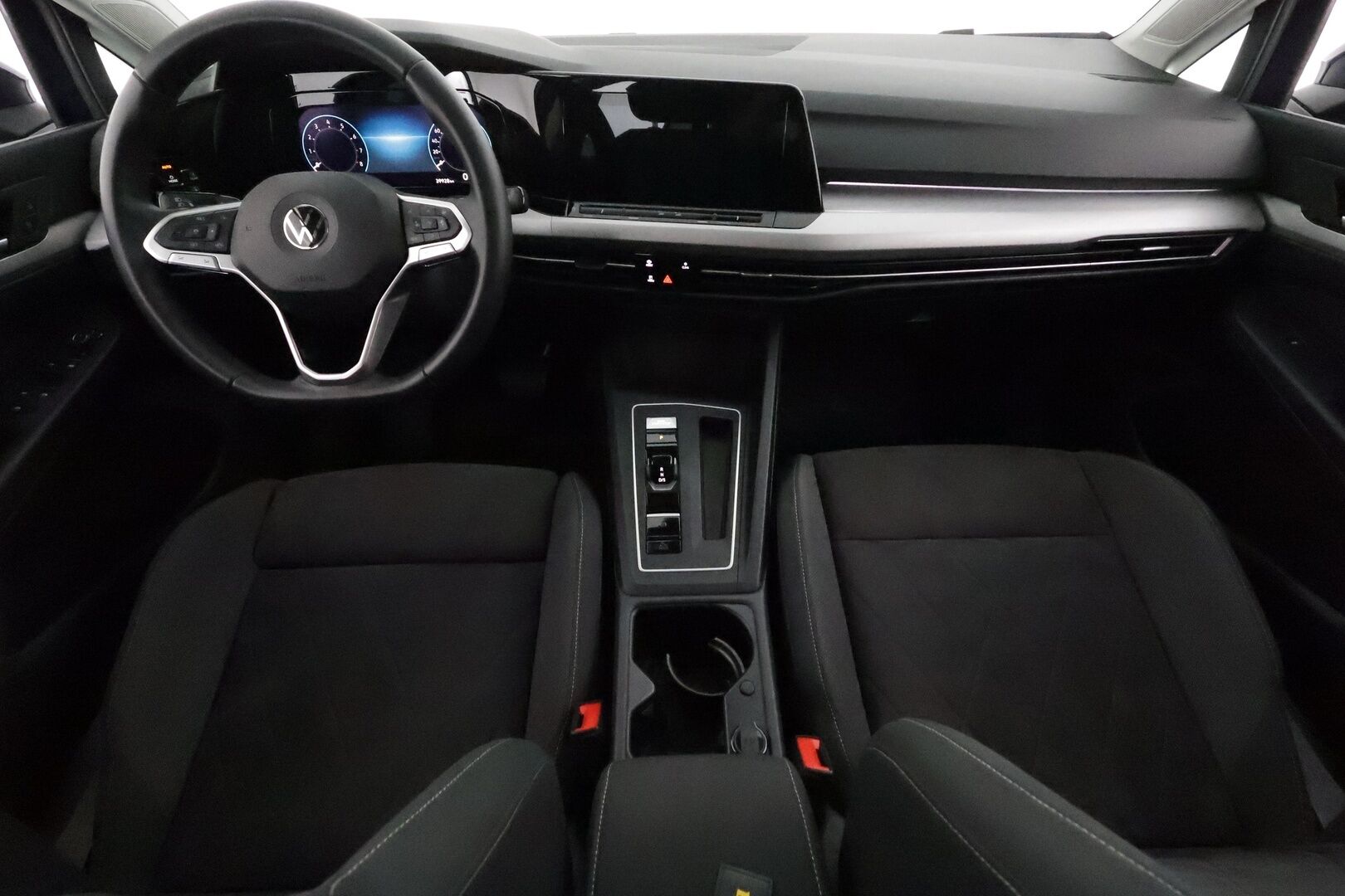 Volkswagen Golf 2021 Comfort Business 1,5 eTSI (MHEV) DSG **Webasto / Adapt.Vakkari / LED-valot / P.Tutkat / Hierova Muistipenkki / Navi** - Suomi-auto / Kahdet Renkaat