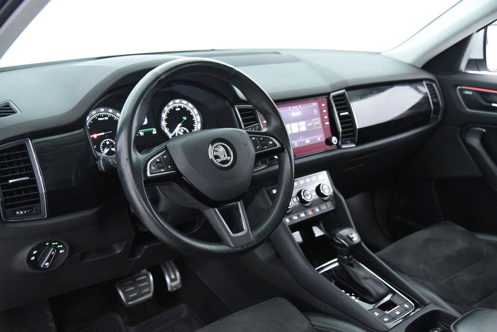 Skoda Kodiaq 2017 2,0 TDI 190 4x4 Style DSG Autom 7p - Webasto  Koukku | Canton | 360-kamera | Travel Assist