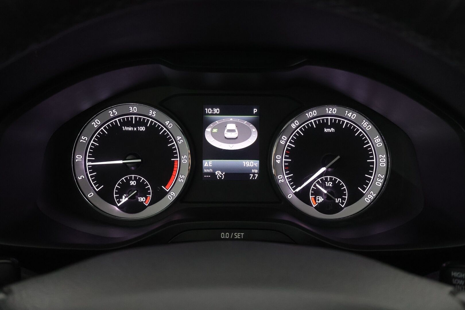 Skoda Kodiaq 2017 2,0 TDI 190 4x4 Style DSG Autom 7p - Webasto | Adapt.vak | Koukku | Canton | 360-kamera | Aktiiviset LED | Nahka-Alcantara