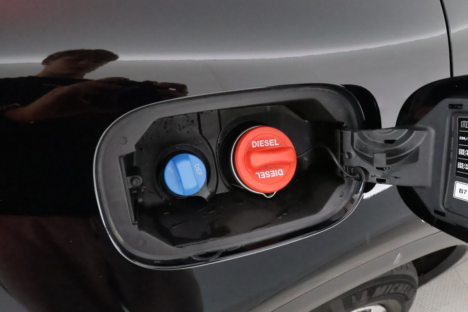 Mercedes-Benz GLC 2021 300 de 4MATIC A Business EQ Power **Distronic+ / Multibeam LED / Koukku / P.kamera / Navi** - Asiallinen Suomi auto, 2x vanteilla ja renkailla, sekä hyvällä historialla