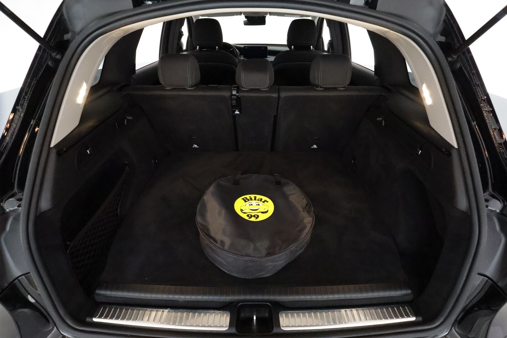 Mercedes-Benz GLC 2021 300 de 4MATIC A Business EQ Power **Distronic+ / Multibeam LED / Koukku / P.kamera / Navi** - Asiallinen Suomi auto, 2x vanteilla ja renkailla, sekä hyvällä historialla