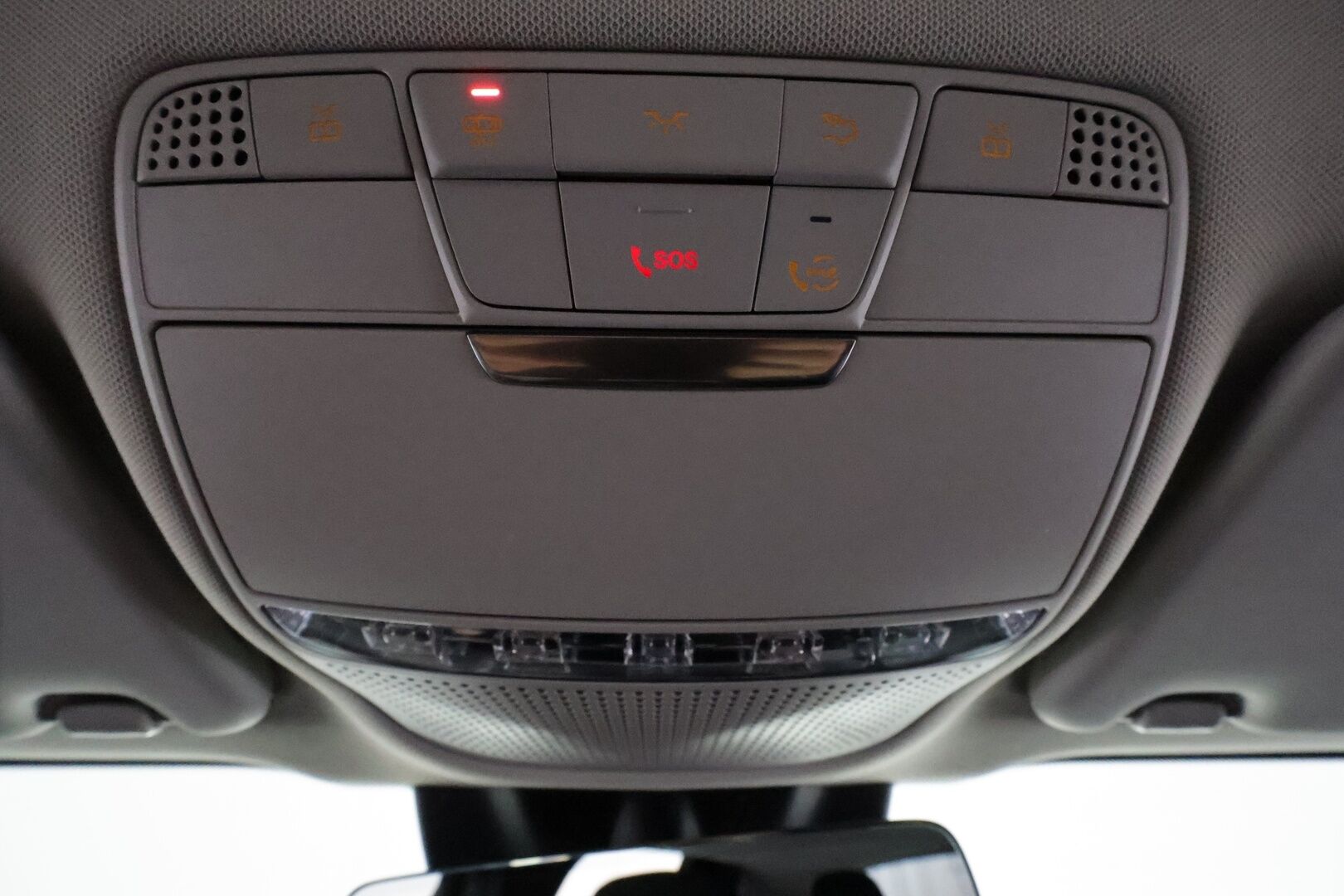 Mercedes-Benz GLC 2021 300 de 4MATIC A Business EQ Power **Distronic+ / Multibeam LED / Koukku / P.kamera / Navi** - Asiallinen Suomi auto, 2x vanteilla ja renkailla, sekä hyvällä historialla - HULLUT JOULUT KORKOTARJOUS 2,49% 