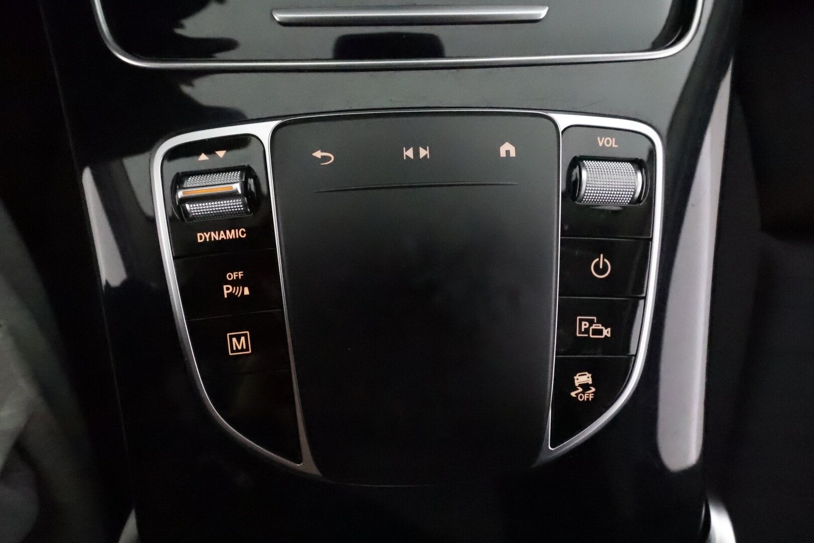 Mercedes-Benz GLC 2021 300 de 4MATIC A Business EQ Power **Distronic+ / Multibeam LED / Koukku / P.kamera / Navi** - Asiallinen Suomi auto, 2x vanteilla ja renkailla, sekä hyvällä historialla